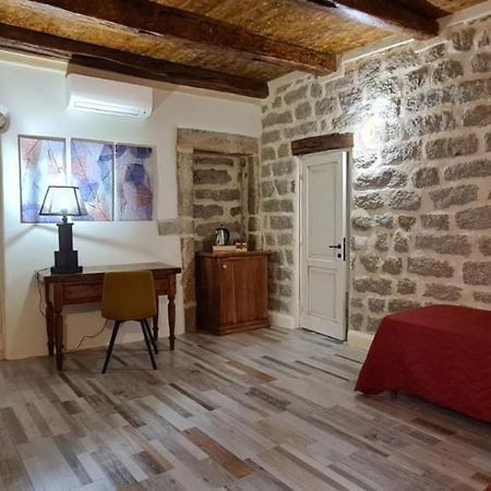 Kabula Bed & Breakfast Олбия Екстериор снимка